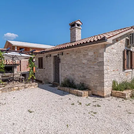 Stunning In Trosti With Wifi Holiday home *