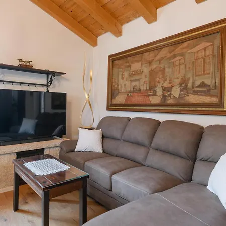 Holiday home Stunning In Trosti With Wifi *